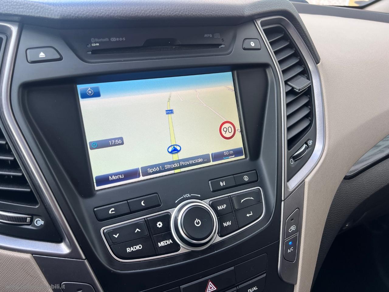 HYUNDAI Santa Fe 2.0 CRDi 4WD Comfort TELECAMERA NAVI 18