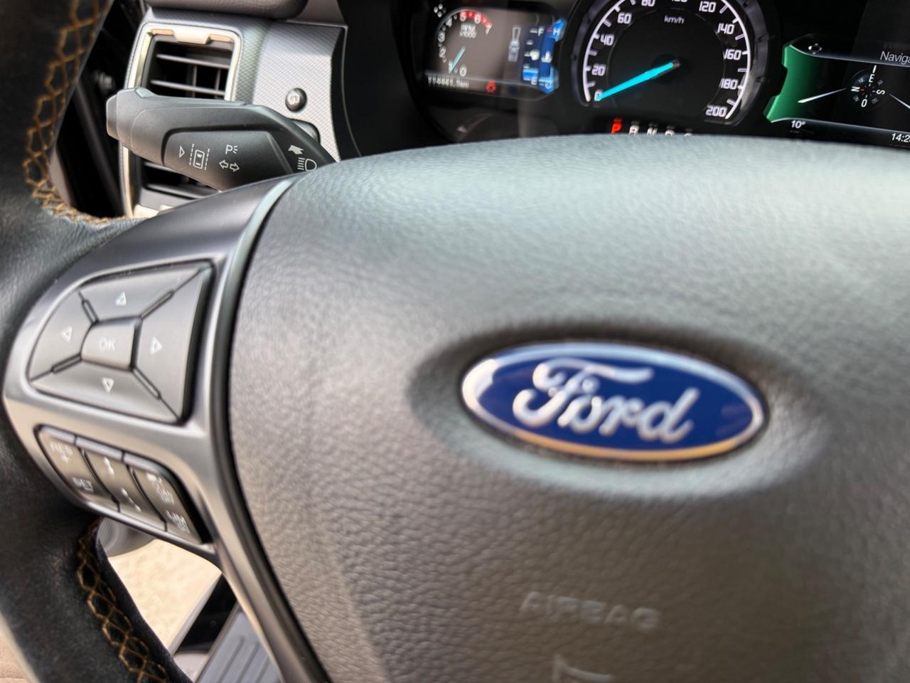 Ford Ranger 3.2 TDCi DC Wildtrak SHADOW BLACK