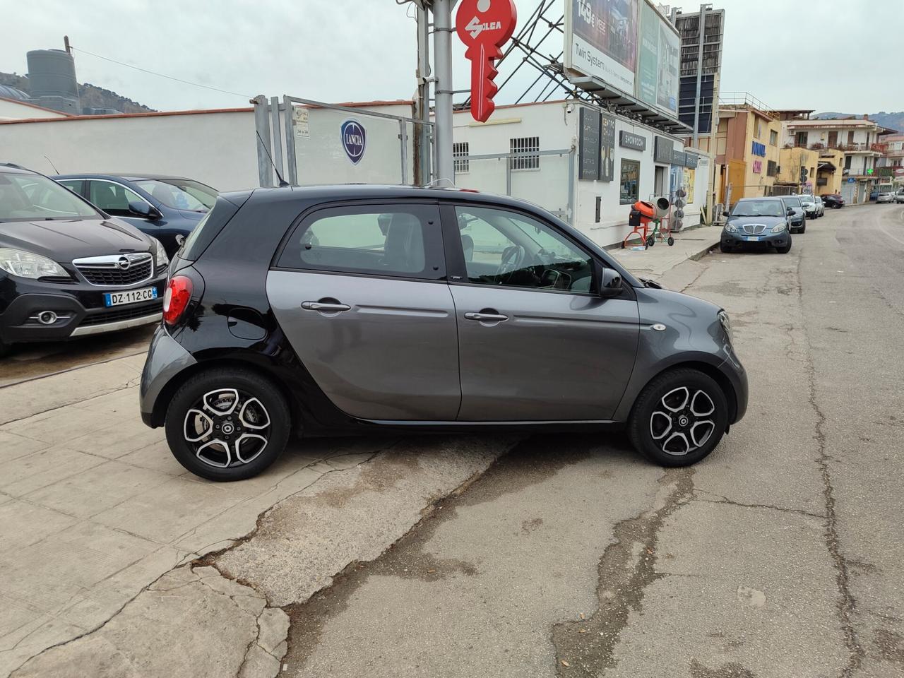 Smart forfour prime