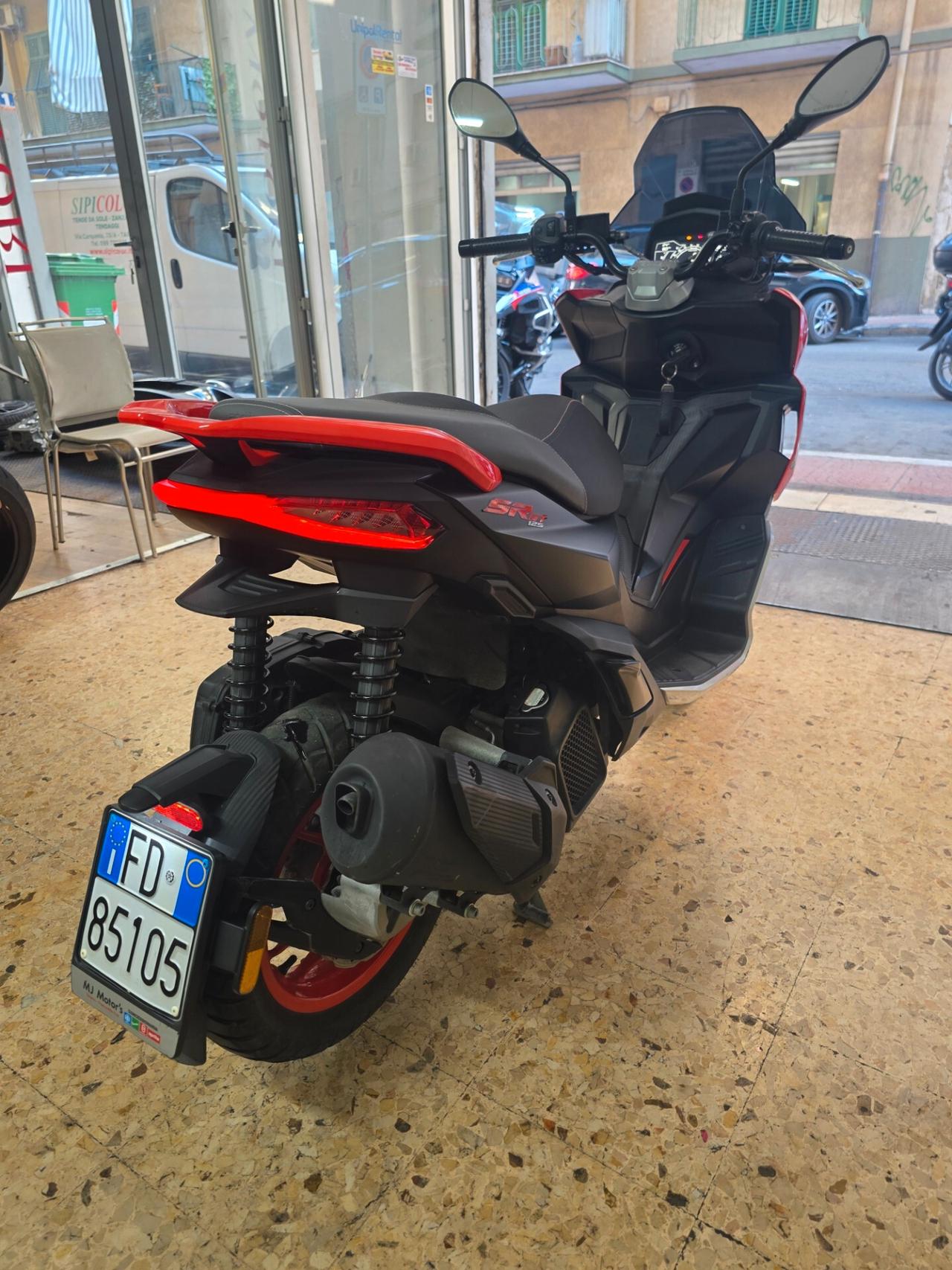 Aprilia SR 125 GT