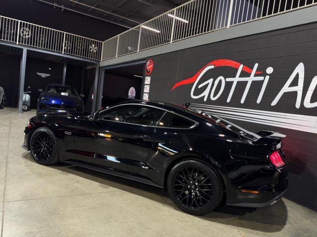 FORD Mustang 5.0 V8 UFFICIALE ITALIANA TOTAL BLACK FIRST PAINT