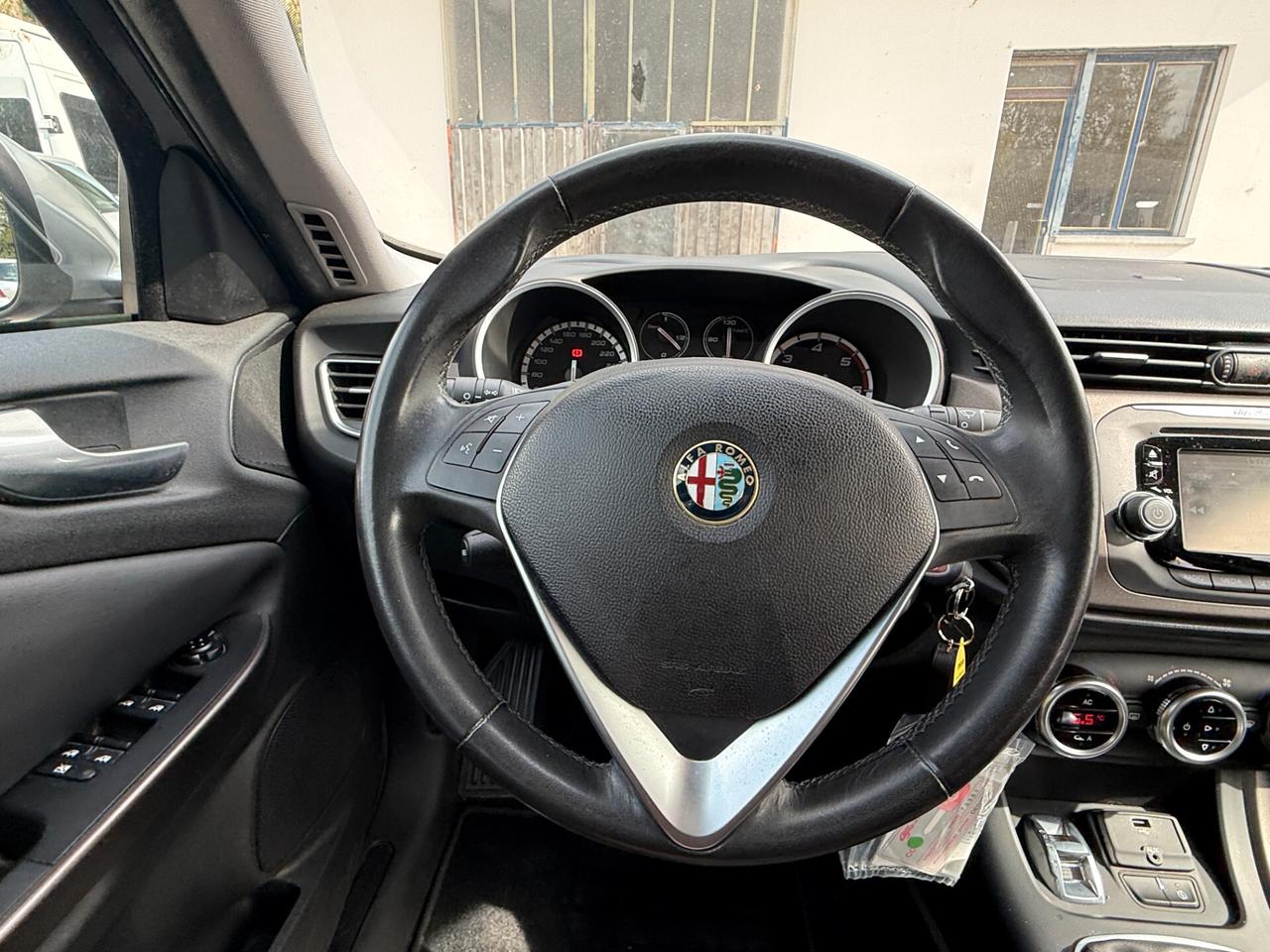 Alfa Romeo Giulietta 1.6 JTDm-2 105 CV Distinctive
