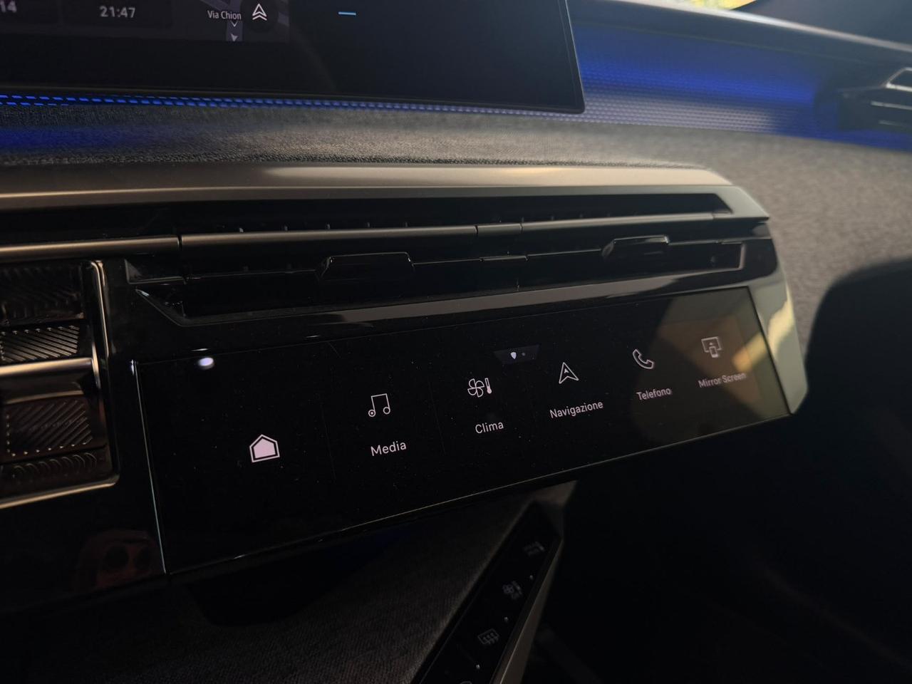 PEUGEOT 3008 Hybrid 145 e-DCS6 GT