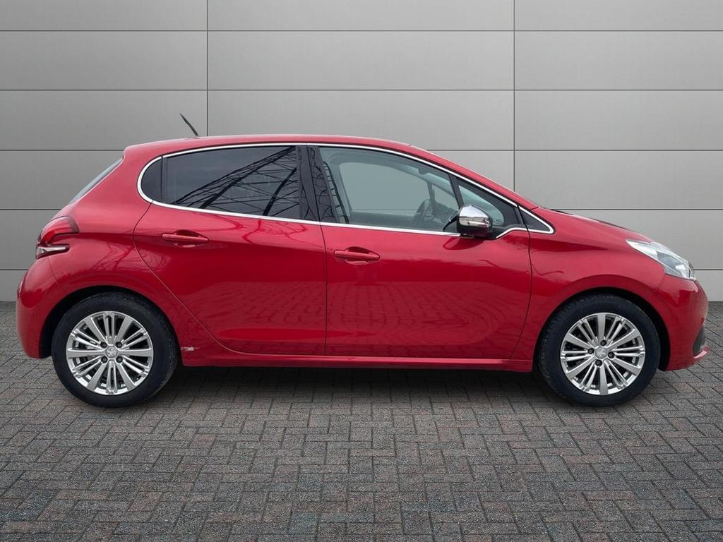 Peugeot 208 1.2 puretech Active s&s 82cv 5p neopatentati