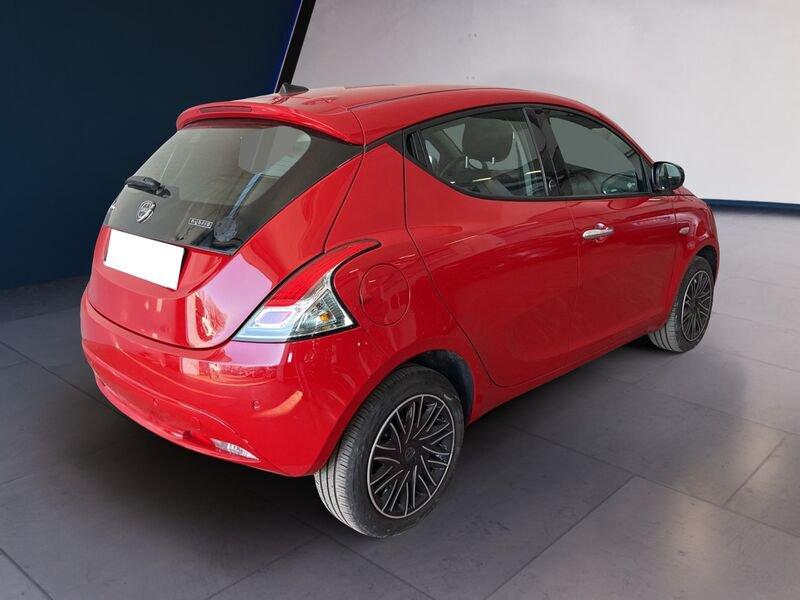 Lancia Ypsilon III 2021 1.0 firefly hybrid Gold s&s 70cv