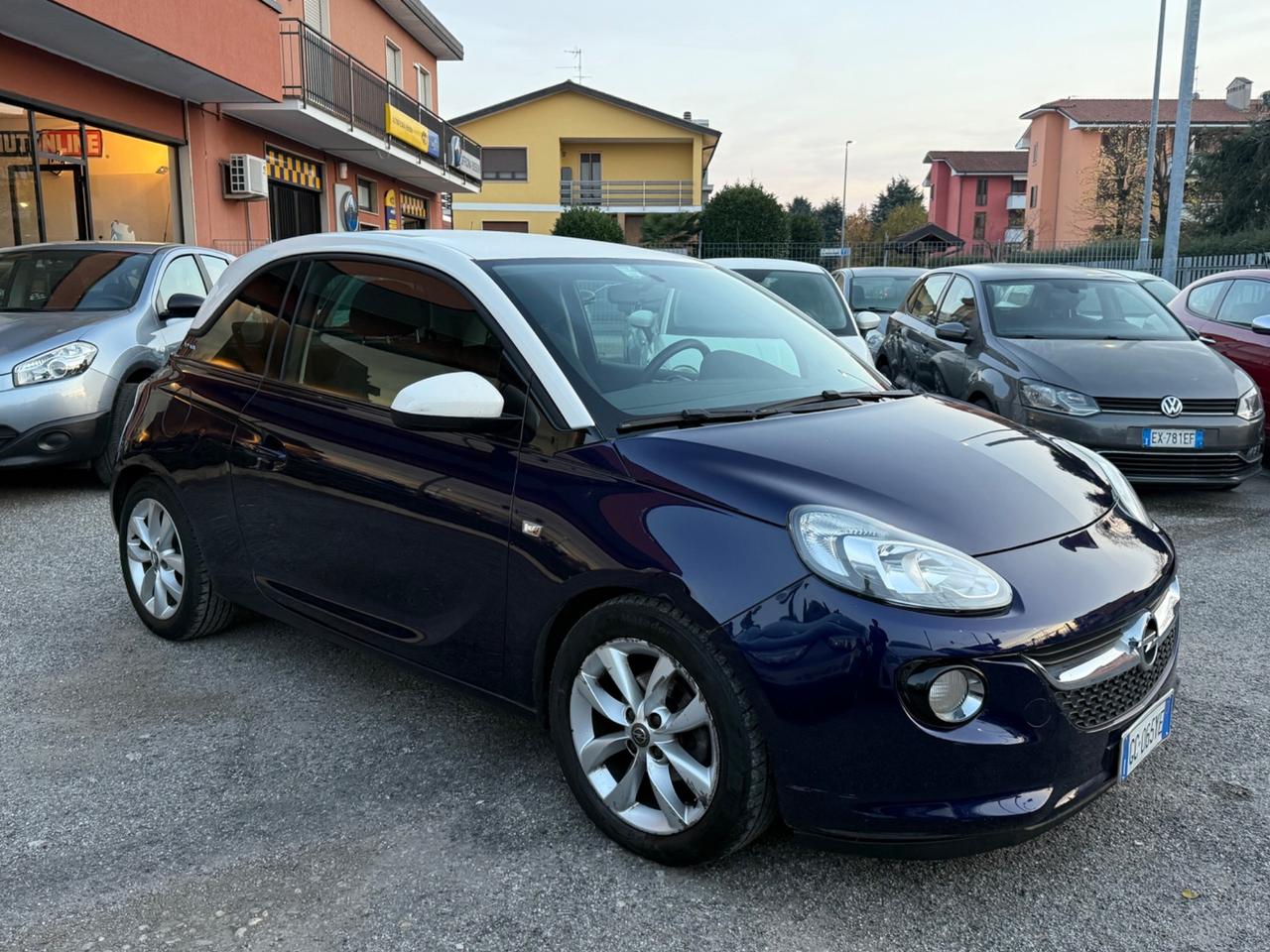 Opel Adam 1.2 70 CV