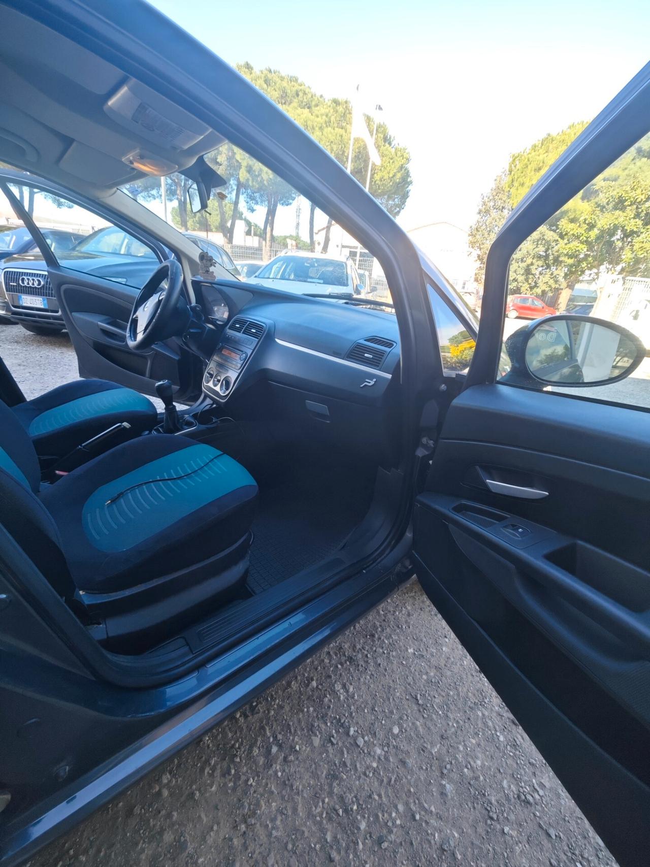 Fiat Grande Punto 1.3 MJT 75 CV 5 porte Dynamic