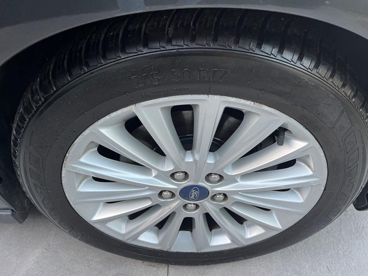 Ford C-Max 1.5 TDCi 120CV Titan. 7 posti KM 89.000