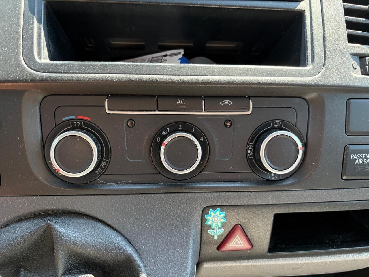 VOLKSWAGEN TRANSPORTER 2.0 TDi 4MOTION CAMPERIZZAT