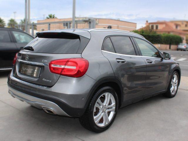 MERCEDES-BENZ GLA 220 CDI Automatic 4Matic Sport