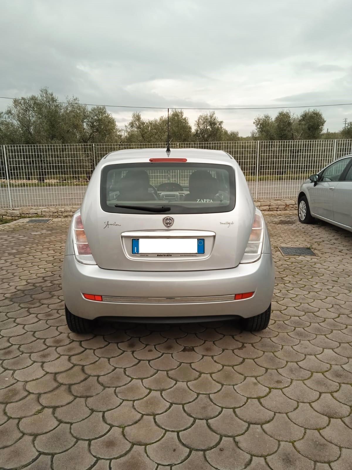 Lancia Ypsilon-2008