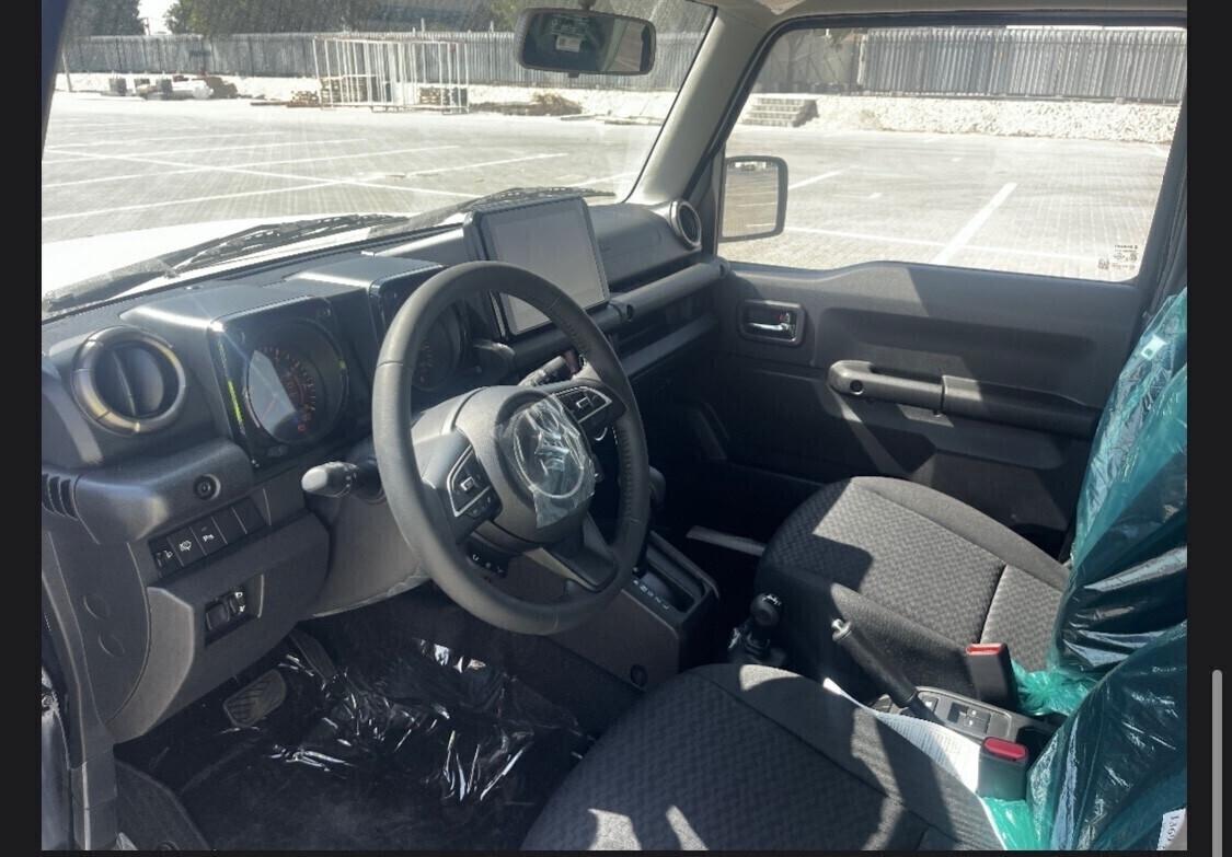 Suzuki Jimny 1.5 automatico 4 porte