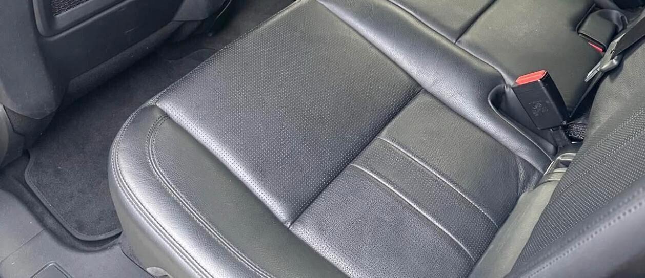 Land Rover Discovery Sport 2.0td4 150cv uni proprietario, mai incidentata.