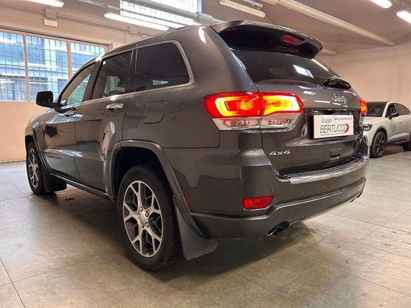 Jeep Grand Cherokee 3.0 V6 CRD 250 CV Multijet II Overland