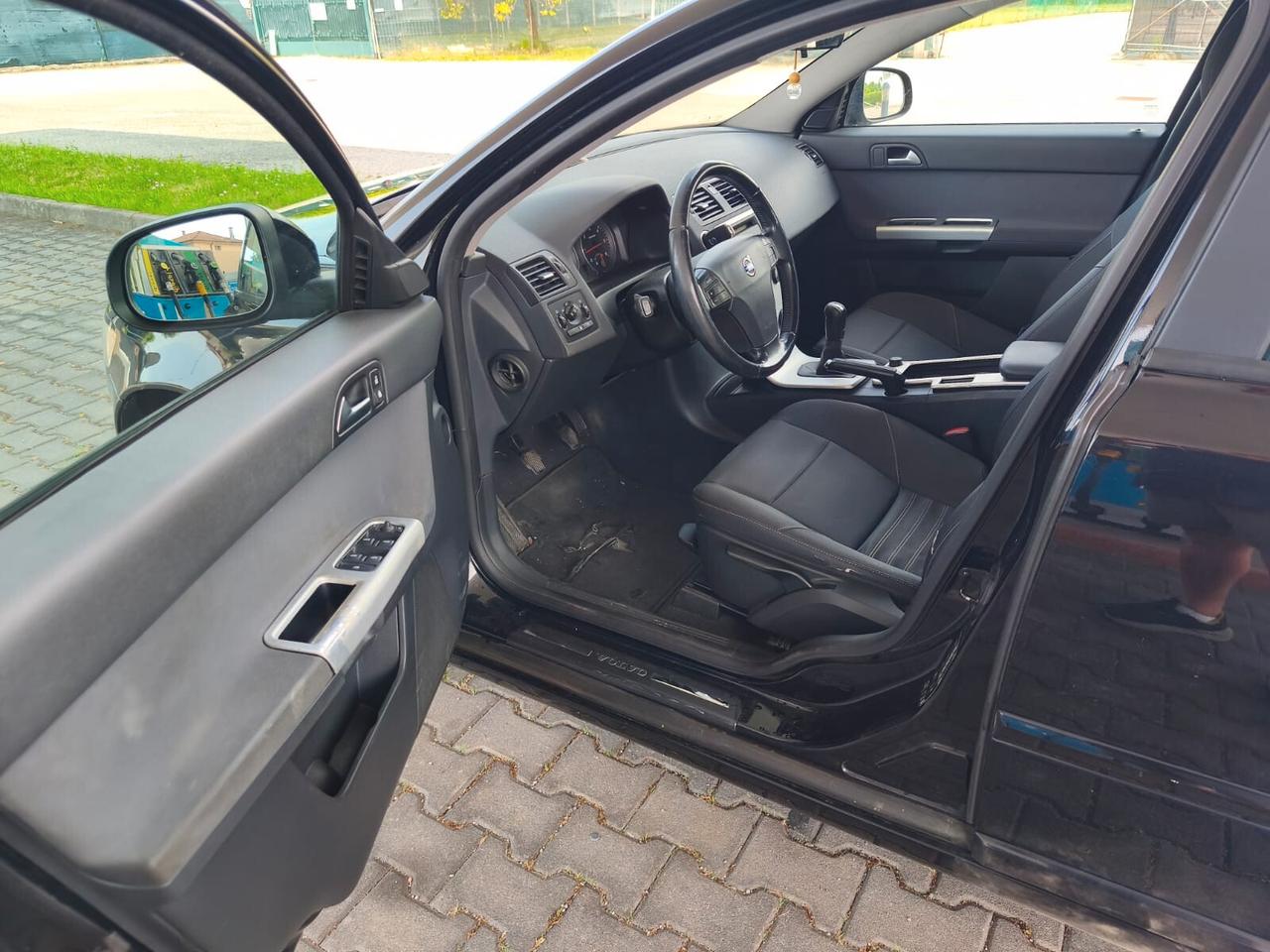 Volvo V50 D2 R-design Accetto Permute