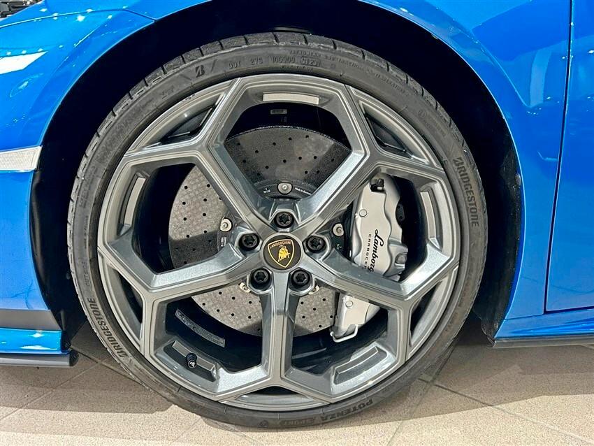 Lamborghini Huracan Huracán 5.2 V10 Tecnica RWD Coupé