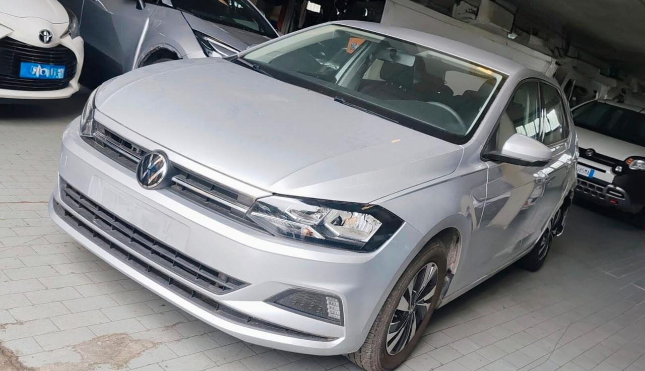 Volkswagen Polo 5 Km 49.000 Incidentata