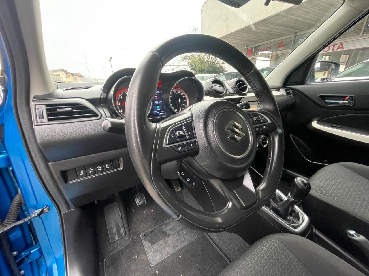 Suzuki Swift 1.2 Hybrid Top