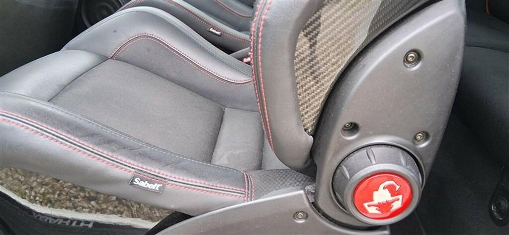 Abarth 595 1.4 T-Jet esseesse