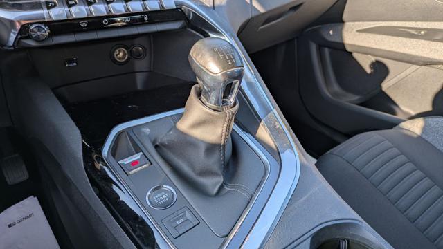 PEUGEOT 3008 Active 1.2cc 130cv CAMERA POST. ANDROID/IOS CRUISE