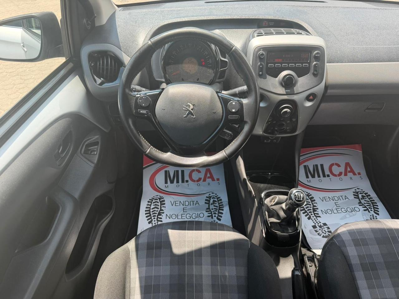 Peugeot 108 VTi 72 S&S 3 porte Allure