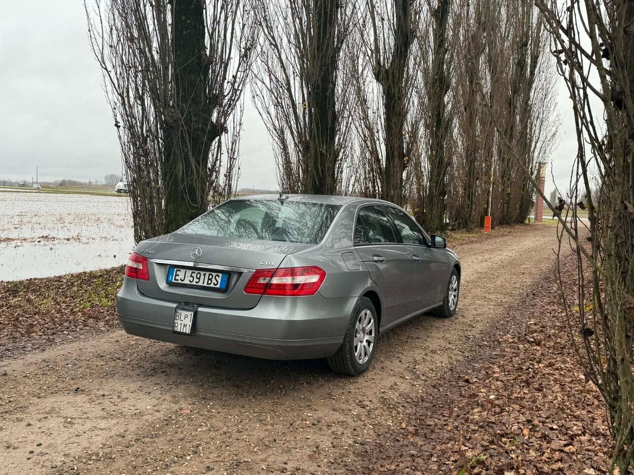 Mercedes-benz E 250 CDI BlueEFFICIENCY AMG Avantgarde 2012