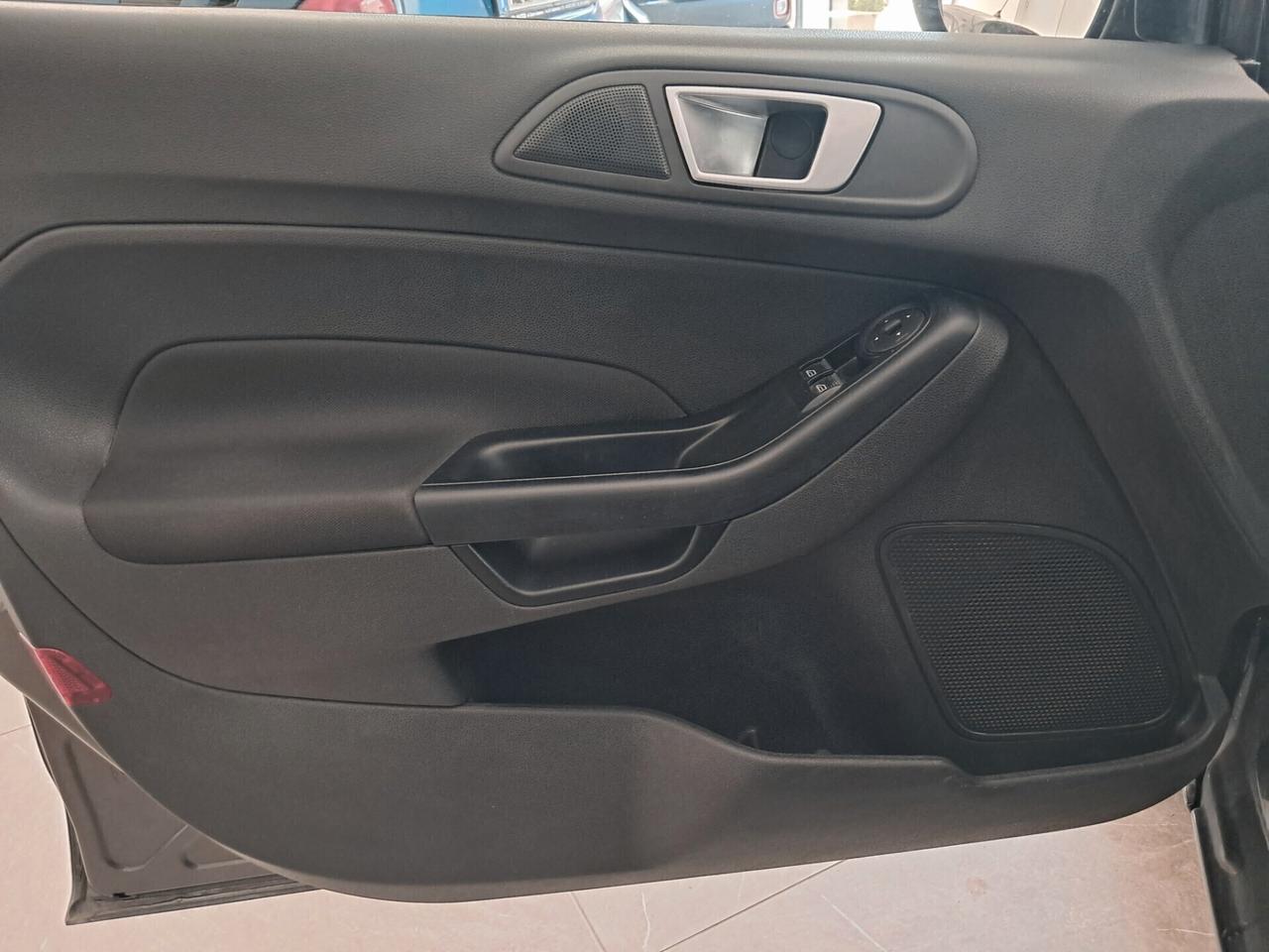 Ford Fiesta 1.5 TDCi 75CV 5 porte