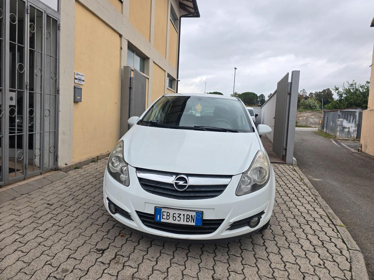 Opel Corsa 1.2 5 porte Club