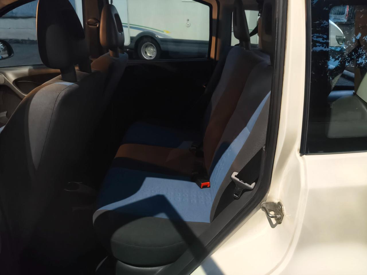 Fiat Panda 1.2 del 2911 SOLO 126.000 KM