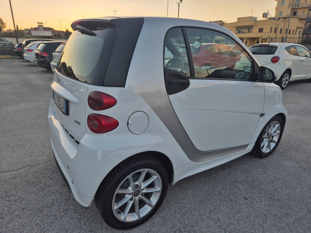 Smart ForTwo 1000 52 kW MHD coupé pulse