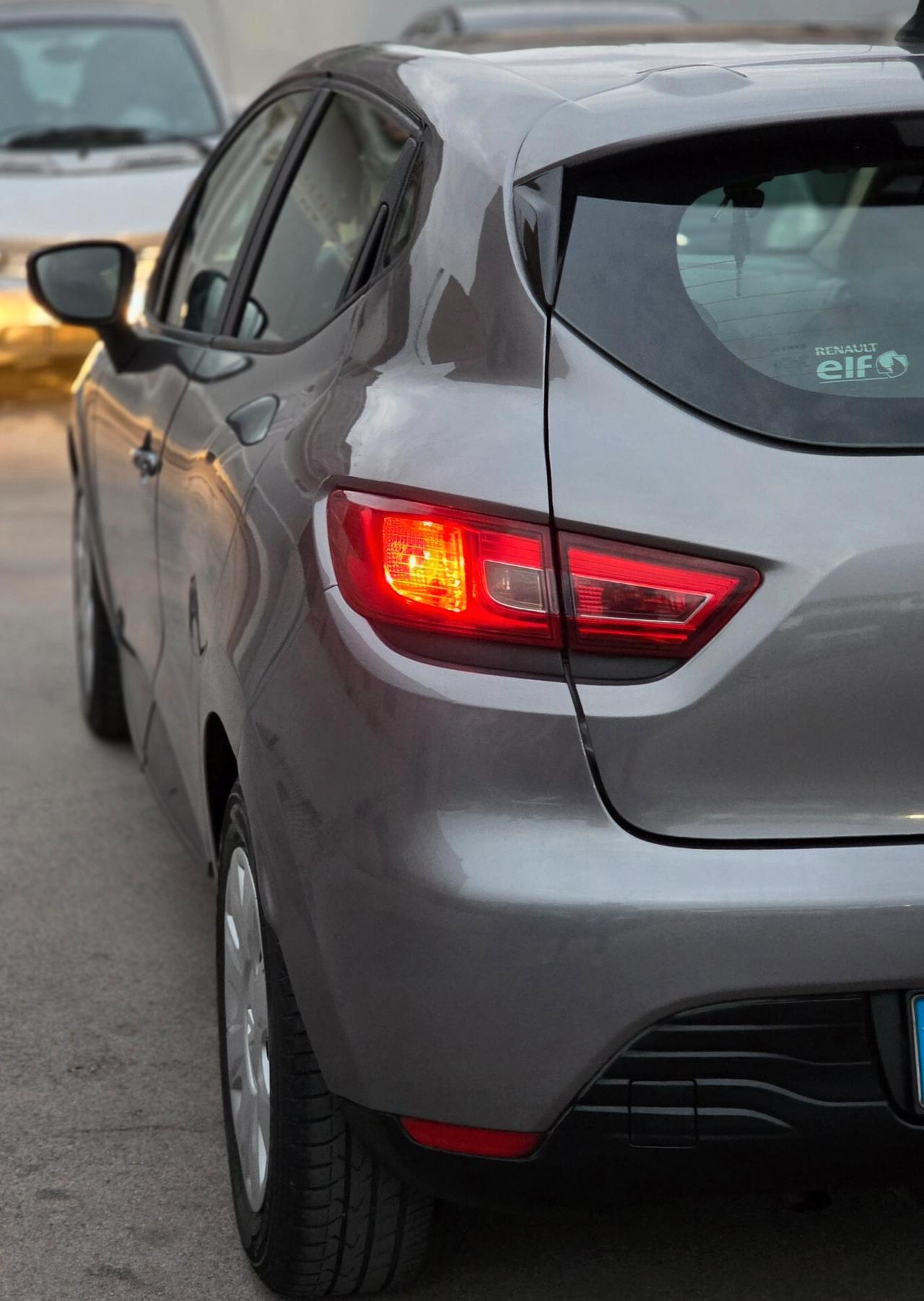 Renault Clio 1.2 75CV 5 porte Live