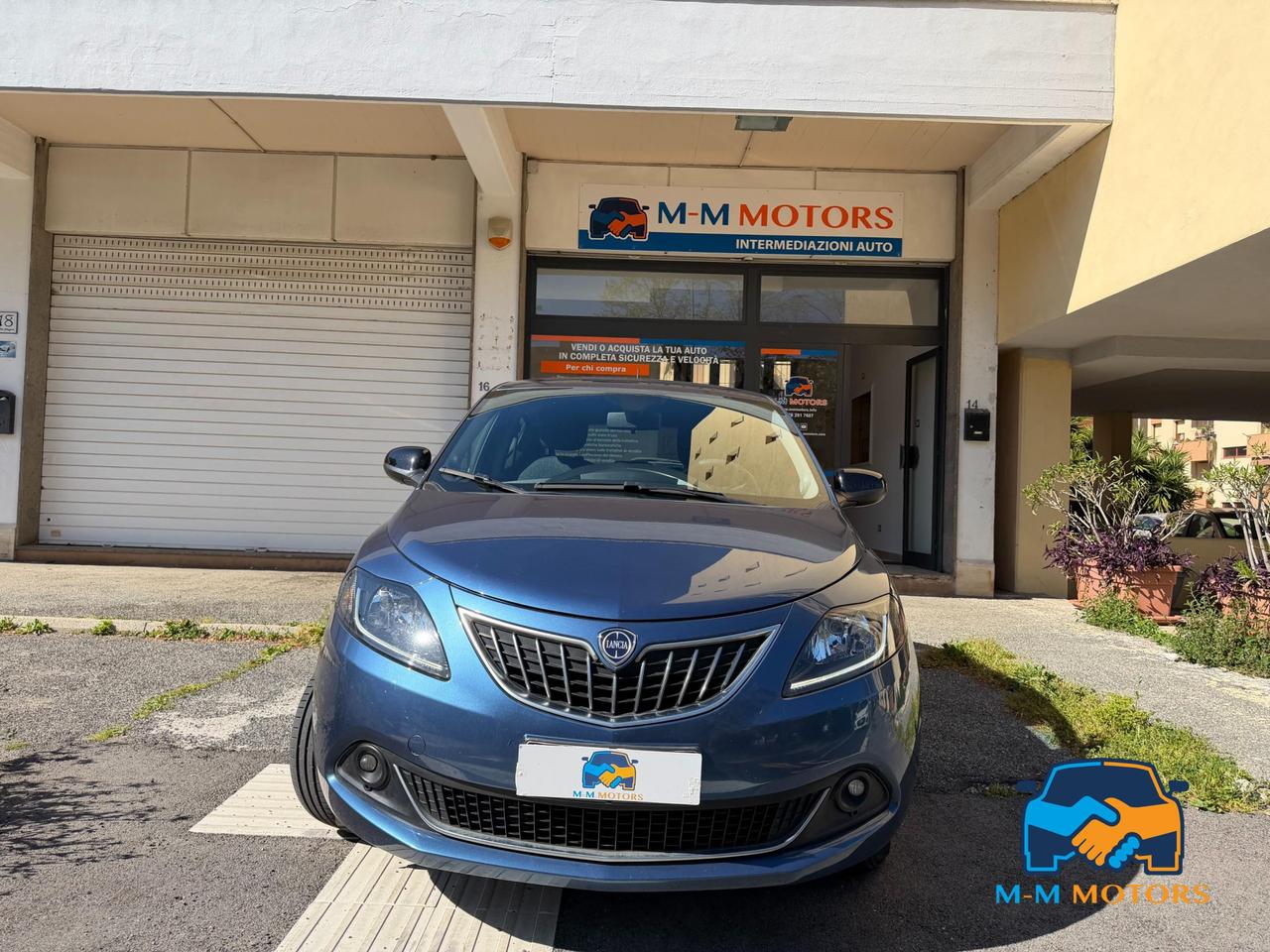 Lancia Ypsilon SILVER ECOCHIC