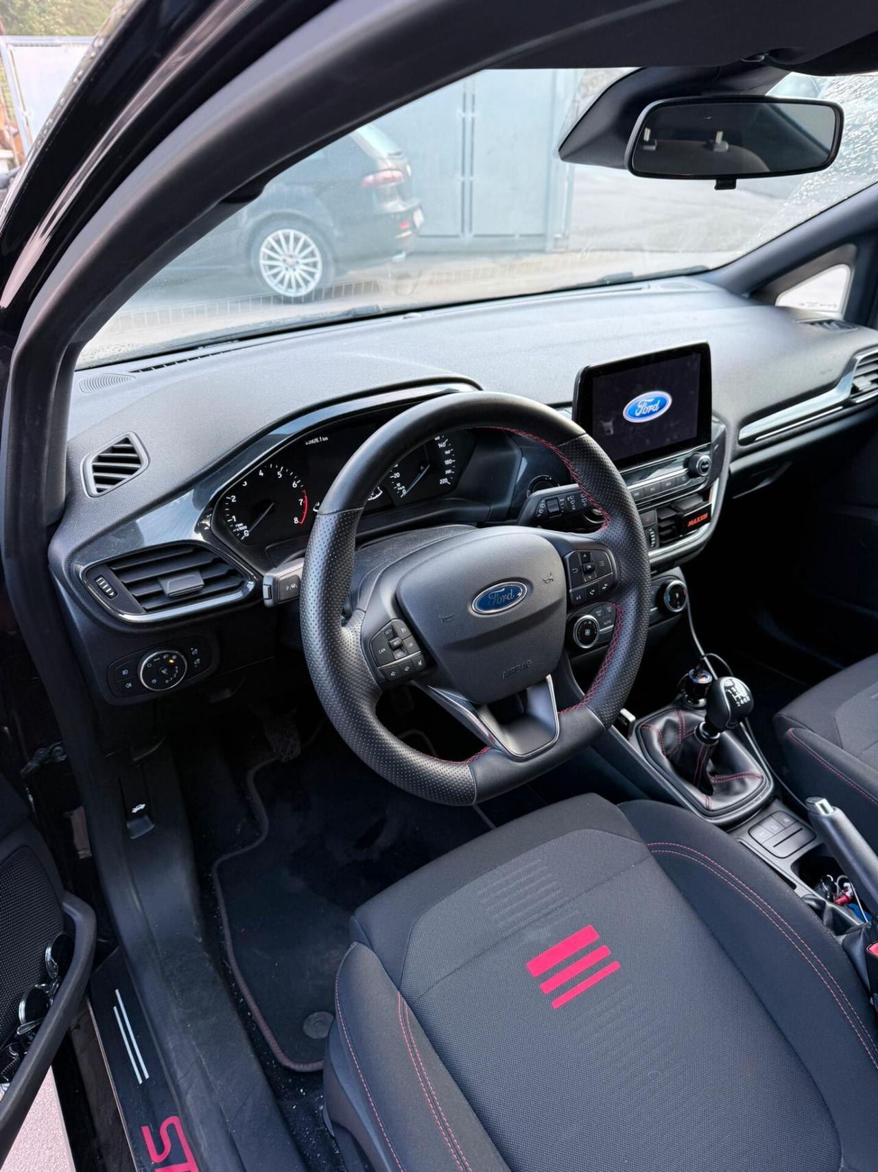 Ford Fiesta 1.0 Ecoboost Hybrid 125 CV 5 porte ST-Line