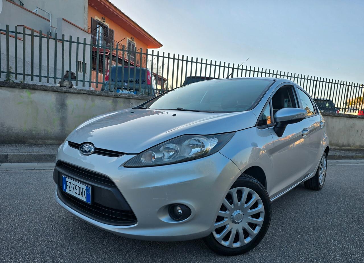 FORD FIESTA 5 PORTE 1.4 GPL 2011 PERFETTA DI TUTTO