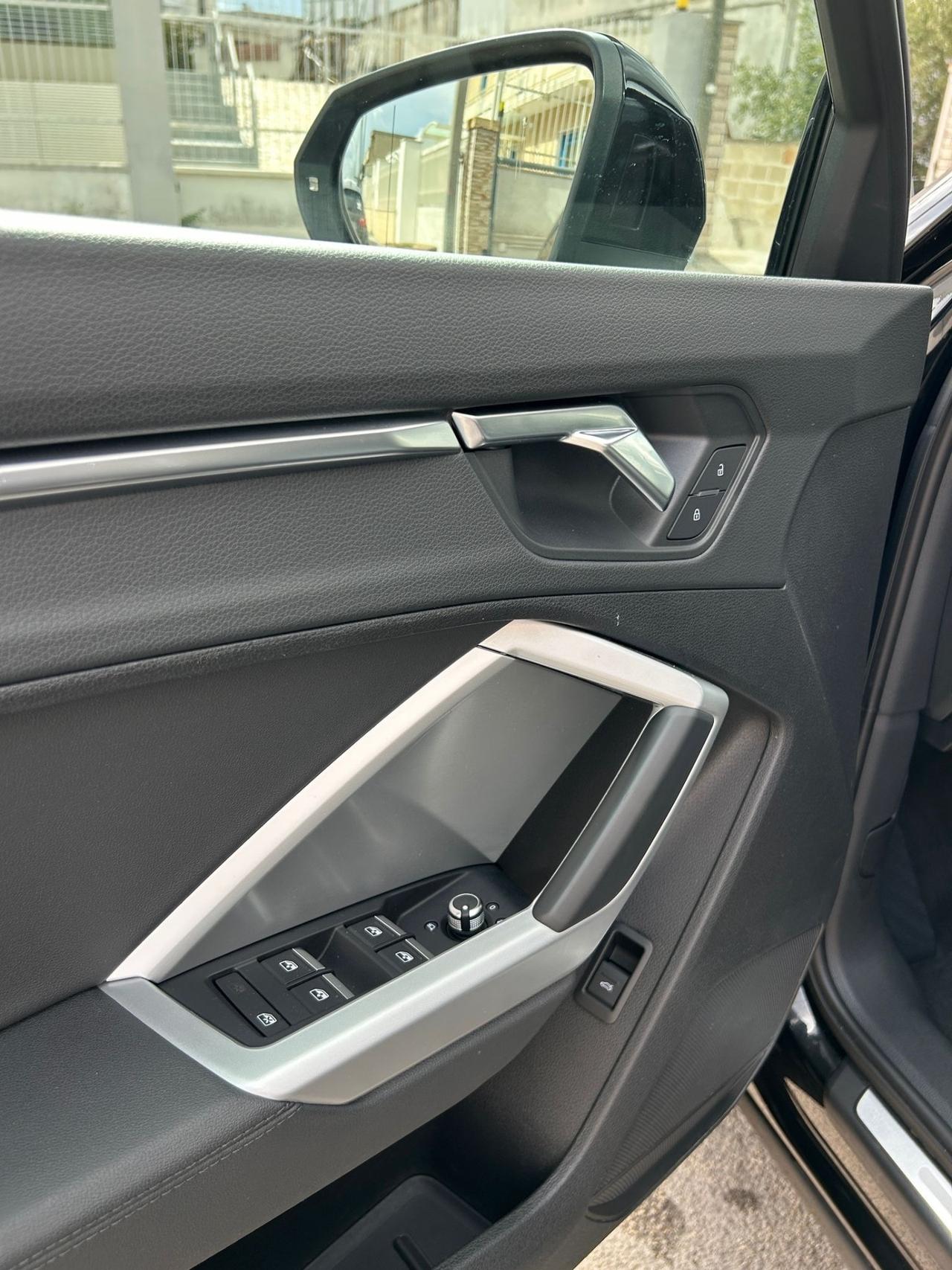 Audi Q3 35 TDI S tronic Business Advanced-Mod.2020