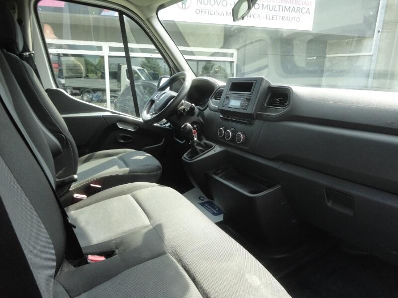 RENAULT Master 5ª serie Master T35 2.3 dCi 135...