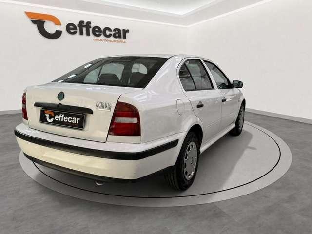 Skoda Octavia 1.6/75 CV cat GLX