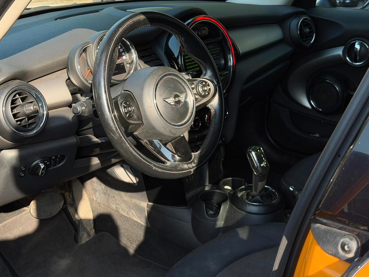 Mini 1.5 One D Business XL