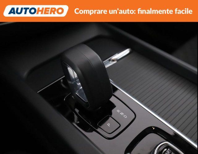 VOLVO XC60 T6 Recharge Plug-in Hybrid AWD automatico Core
