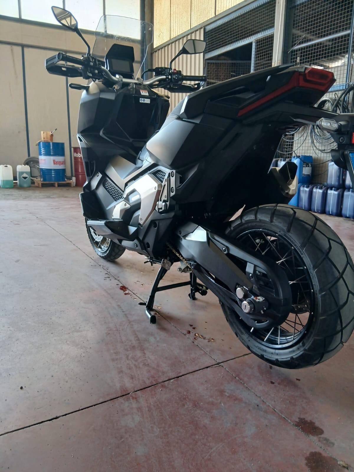 Honda X-ADV 750