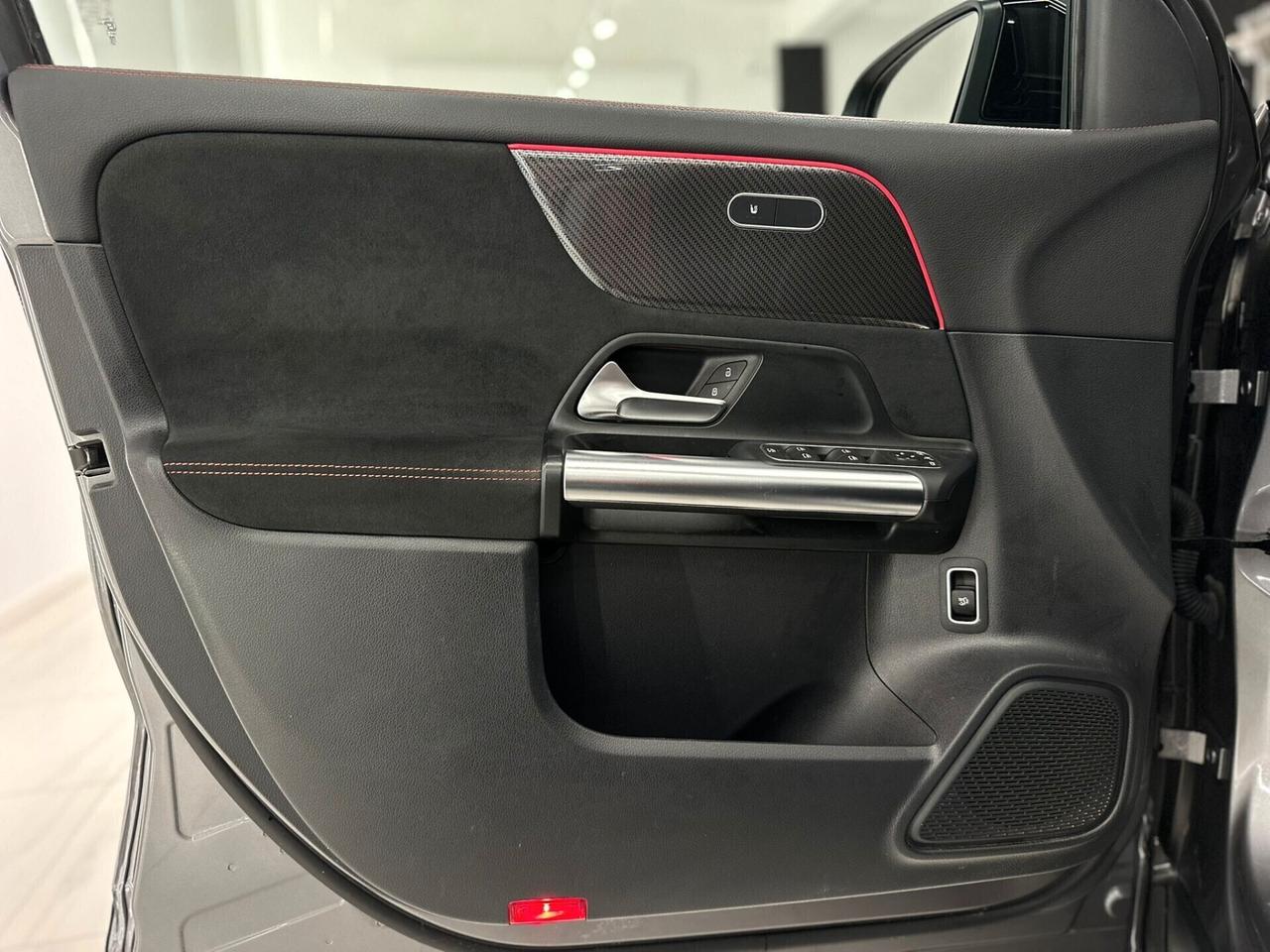 Mercedes GLA 220d 190 CV 4Matic Night Edition 2024