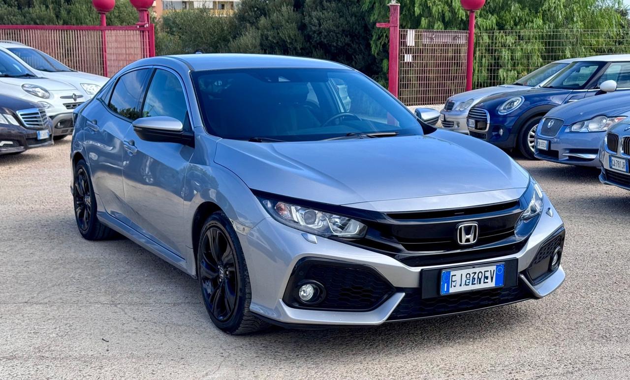 Honda Civic 1.0T 5 porte Executive Premium