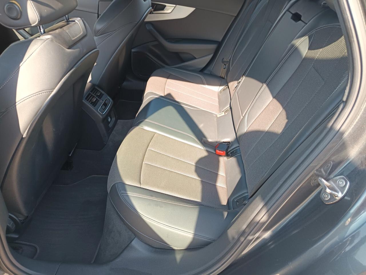 Audi A4 Avant TDI/163 CV S-line Tua a 264€/Mese