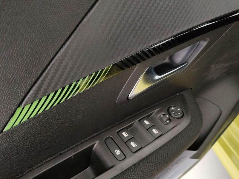 Peugeot 208 208 Hybrid 100 e-DCS6 Style