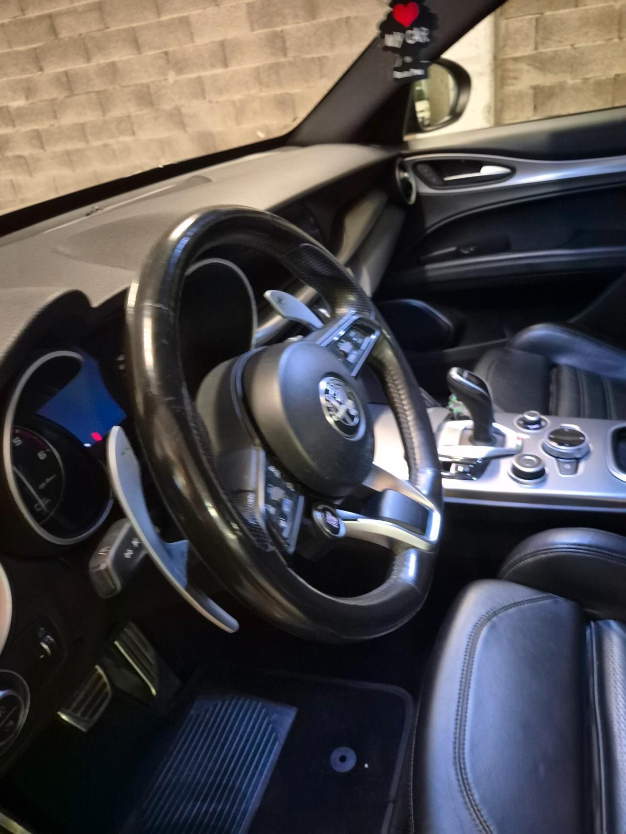 Alfa Romeo Stelvio 2.2 Turbodiesel 210 CV AT8 Q4 Veloce