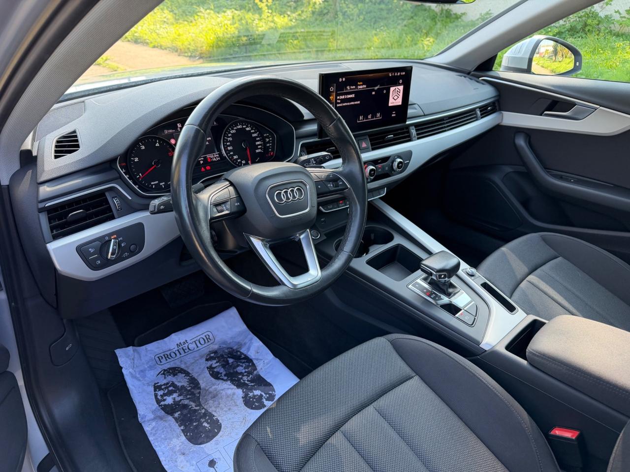 Audi A4 Avant 35 TDI/163 CV S tronic Business Advanced