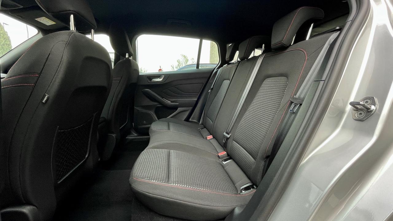 FORD FOCUS SW 1.5 ST-LINE 115CV - FULL LED, CAR PLAY, NEOPATENTATI
