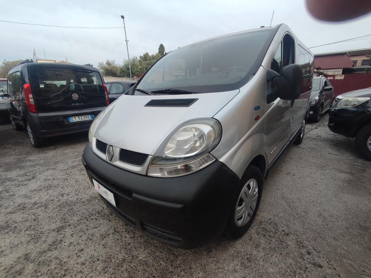 Renault Trafic 1.9 dCi/100 PC-TN Pass.Authent