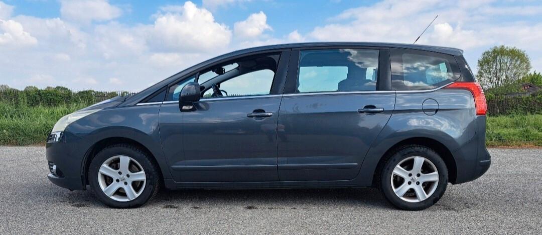 Peugeot 5008 2.0 HDi 150CV Tecno 7 posti