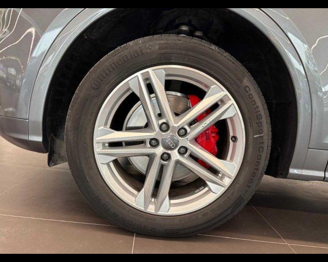 AUDI Q5 40 TDI quattro S tronic S line plus